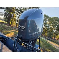 2013 Xpress17ft w/ Yamaha 70 4 stroke w/ only 72 hrs. — photo 1