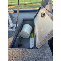 2013 Xpress17ft w/ Yamaha 70 4 stroke w/ only 72 hrs. — photo 8